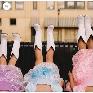 Makena Lane Girls White Sparkle Boots Size 5